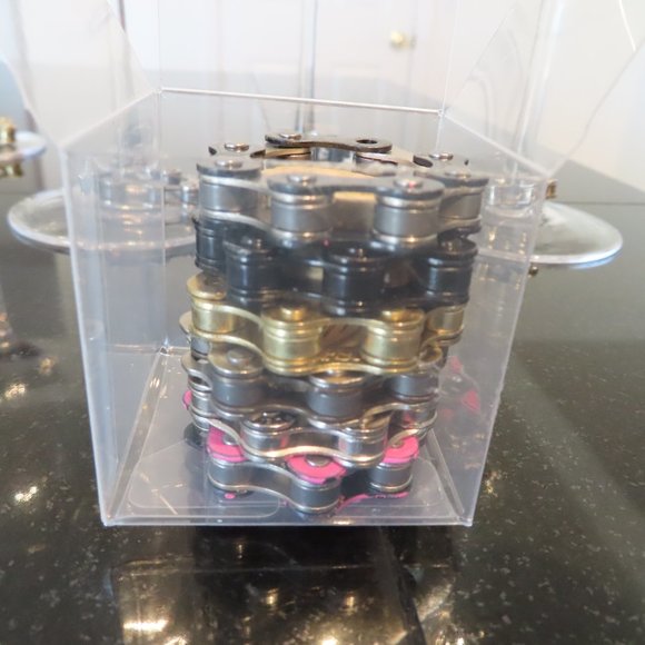 Magnetic Wine Glass Charms Colored Bike Chain Markers Christmas Gift Set Bikers - Picture 16 of 16